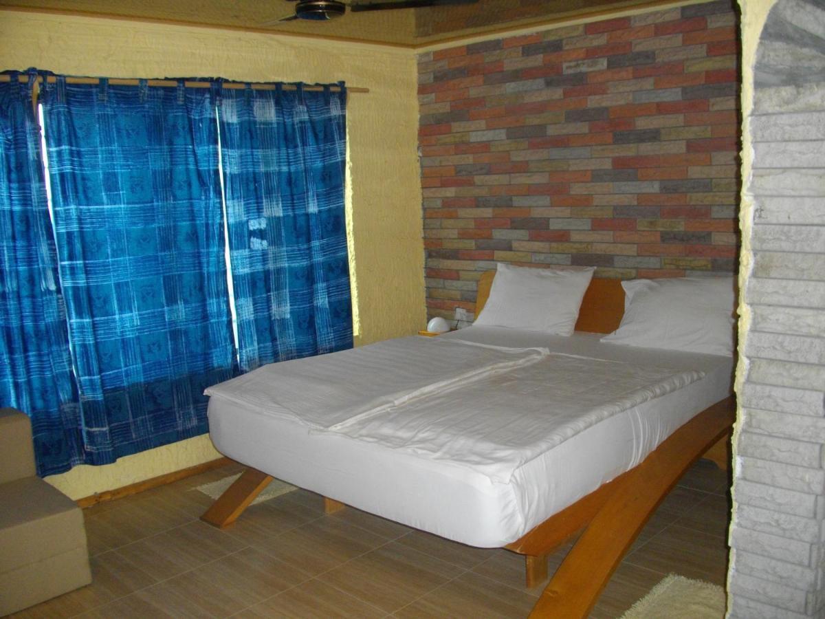 Biriwa Beach Hotel Habitación foto